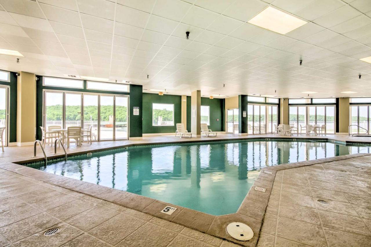 Lakefront Osage Beach Condo Balcony And Pool Access Eksteriør bilde